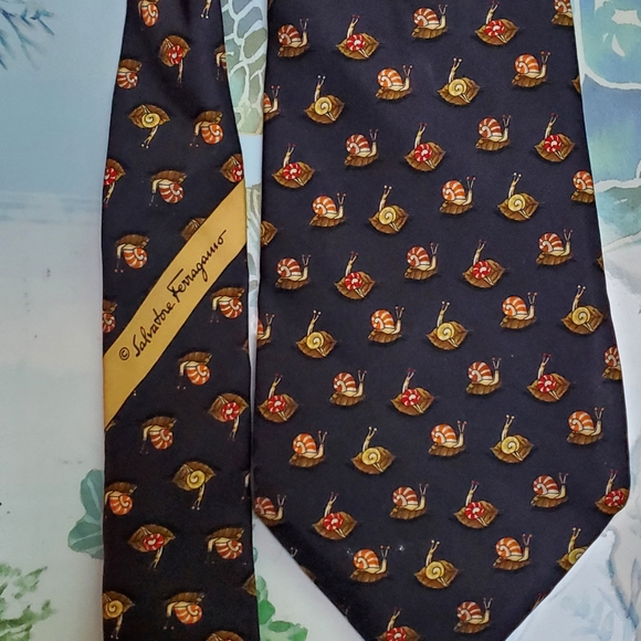 Assorted High end Mens ties  Hermes,Vinyard vine,Salvatore Ferragamo